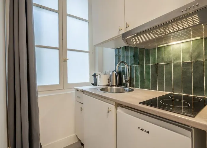Douillet Pour 2 Au Coeur De Montmartre Apartmán *
